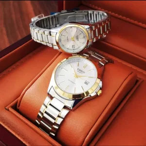 ست زنانه مردانه ساعت مچی کاسیو بند استیل رنگ ثابت Casio ست زنانه مردانه ساعت مچی کاسیو بند استیل رنگ ثابت Casio